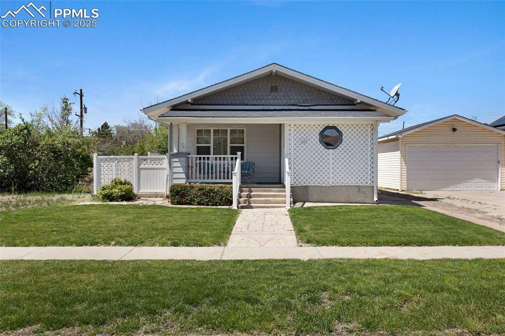 Property Photo: 1419 Berkley Avenue CO 81004