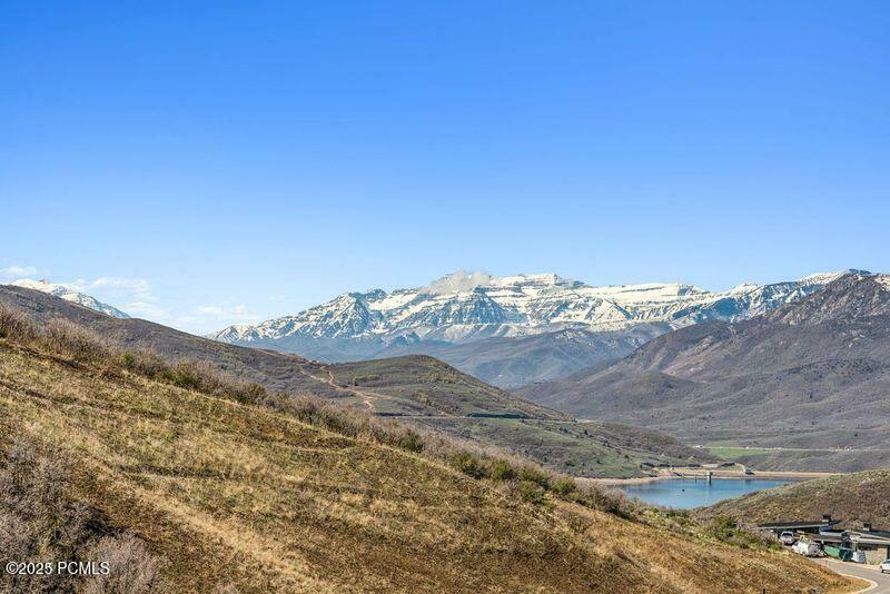 Property Photo: 9315 N Daybreak Circle UT 84036