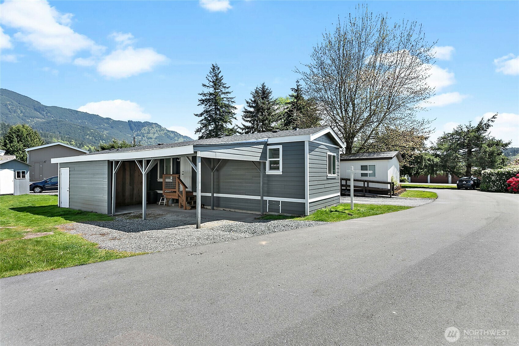 Property Photo: 921 Autumn Lane 243 WA 98229