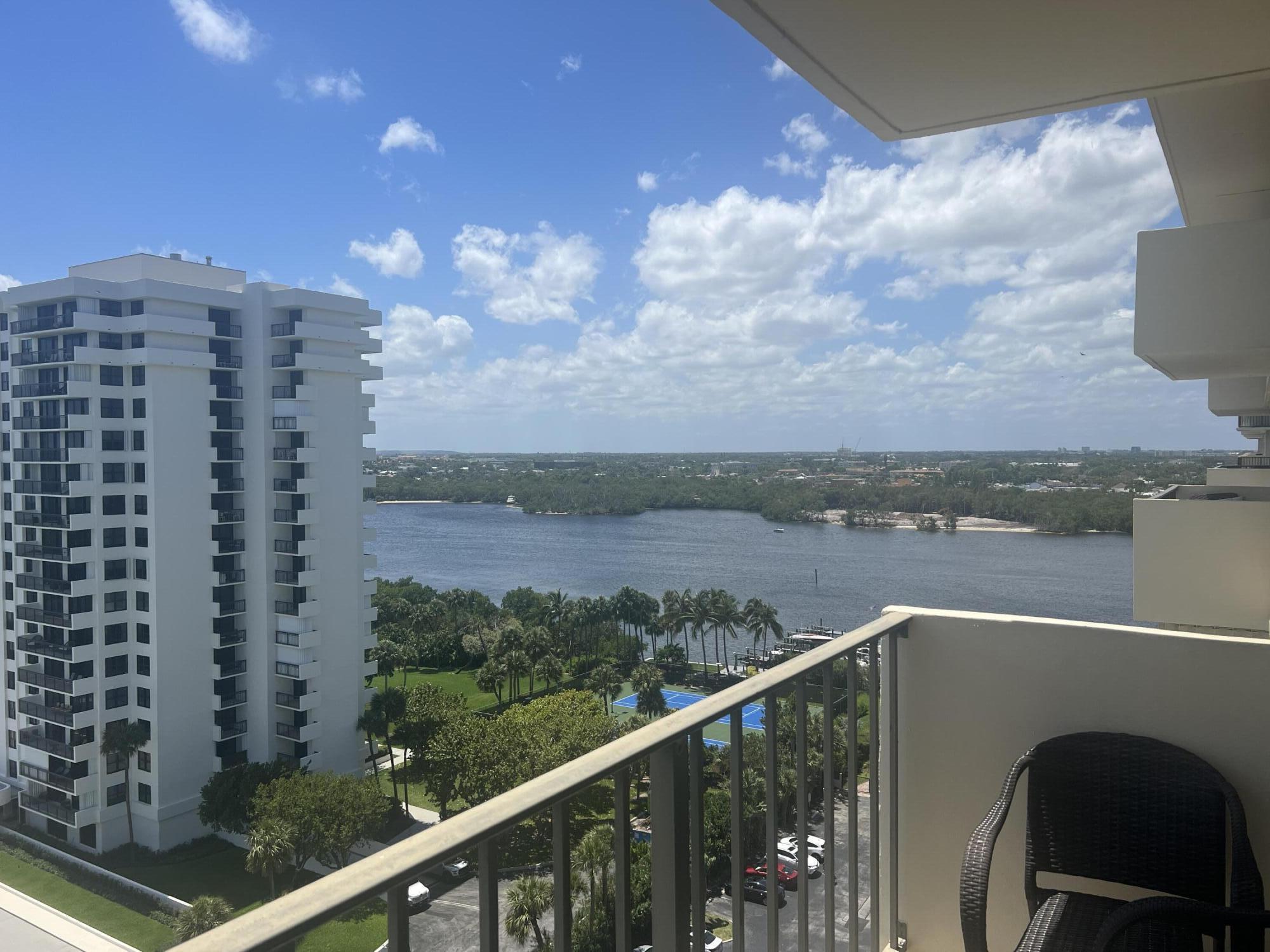 Property Photo: 2121 N Ocean 1405E Boulevard 1405E FL 33431