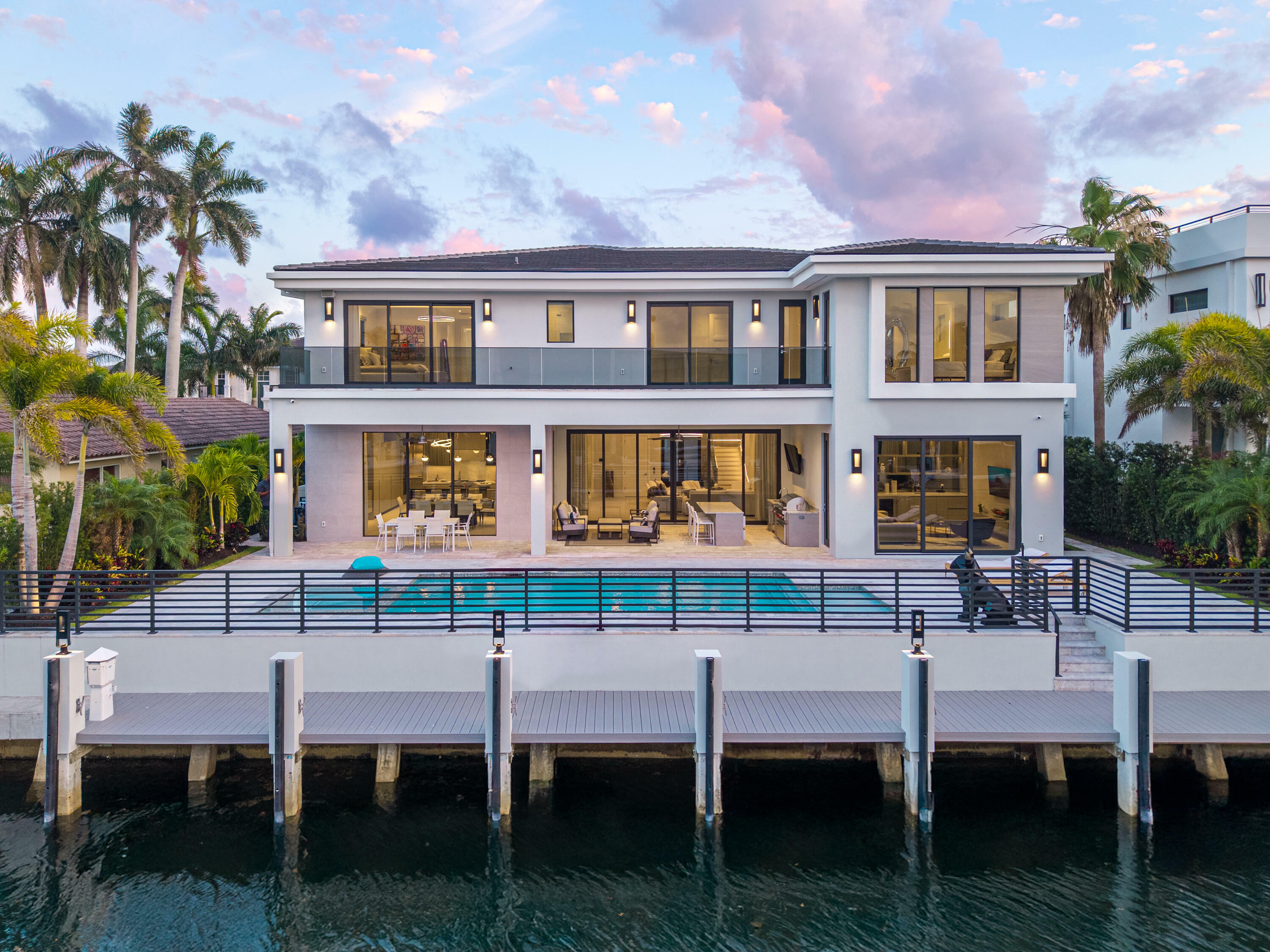 Property Photo: 511 Kay Terrace FL 33432