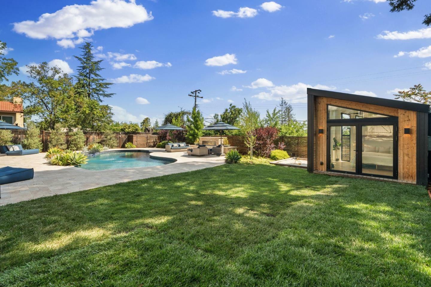 Property Photo: 218 Casitas Bulevar CA 95032