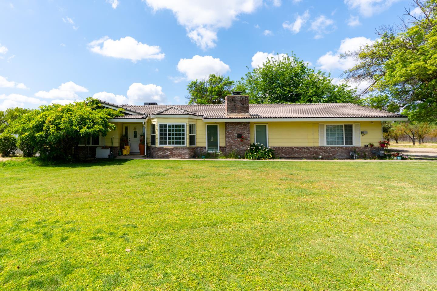 Property Photo: 2965 Dunn Road CA 95340