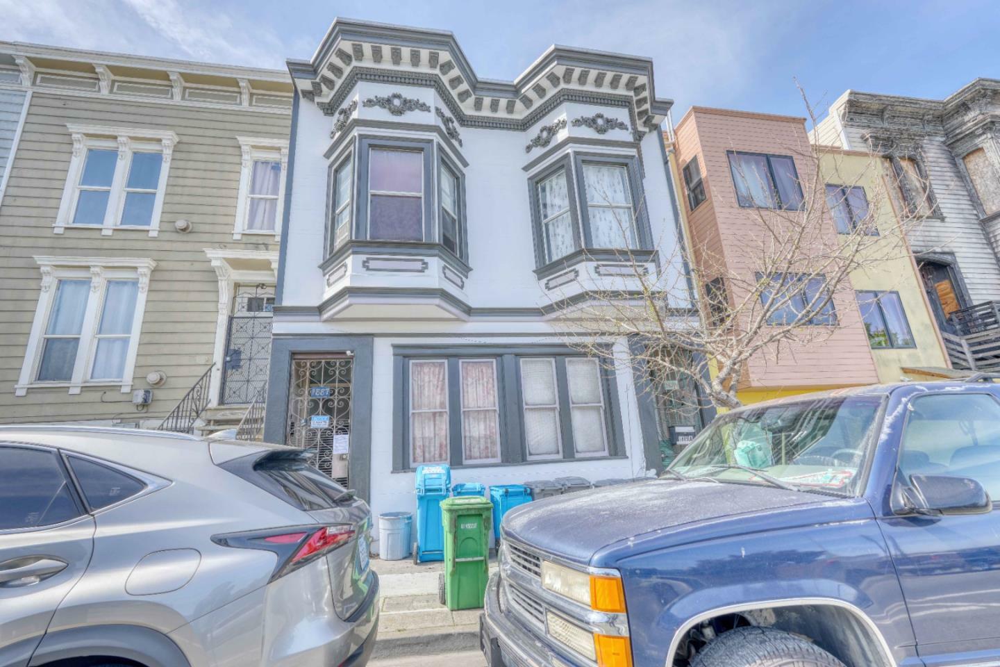 1887 Oakdale Avenue  San Francisco CA 94124 photo