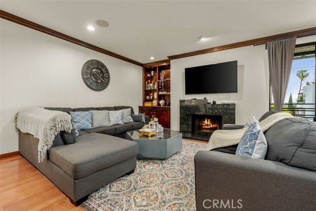 450 N Oakhurst Drive 304  Beverly Hills CA 90210 photo