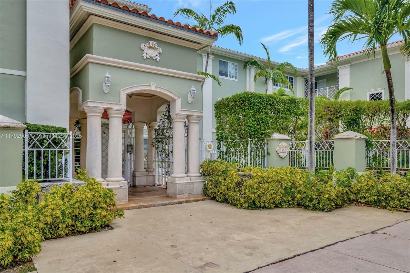 Property Photo: 45 Antilla Ave 1J FL 33134