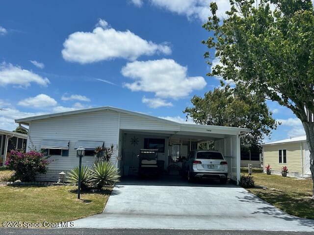 Property Photo: 7630 Longhorn Avenue FL 32976
