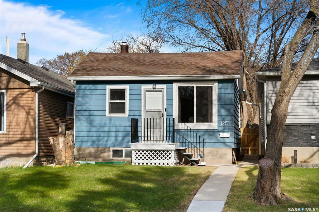Property Photo: 1251 Royal Street SK S4T 4Z9