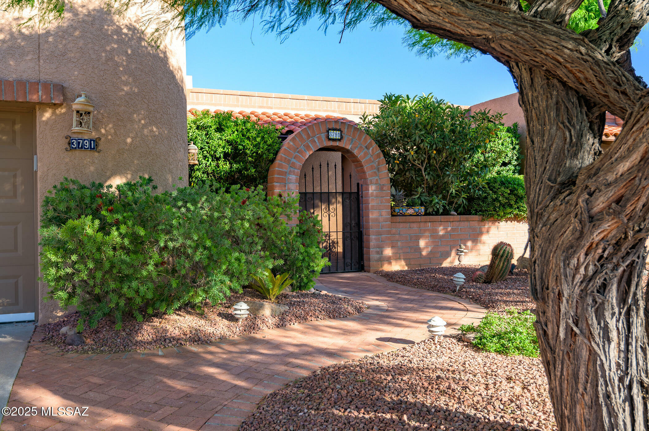 Property Photo: 3791 S Via Del Tordo AZ 85622