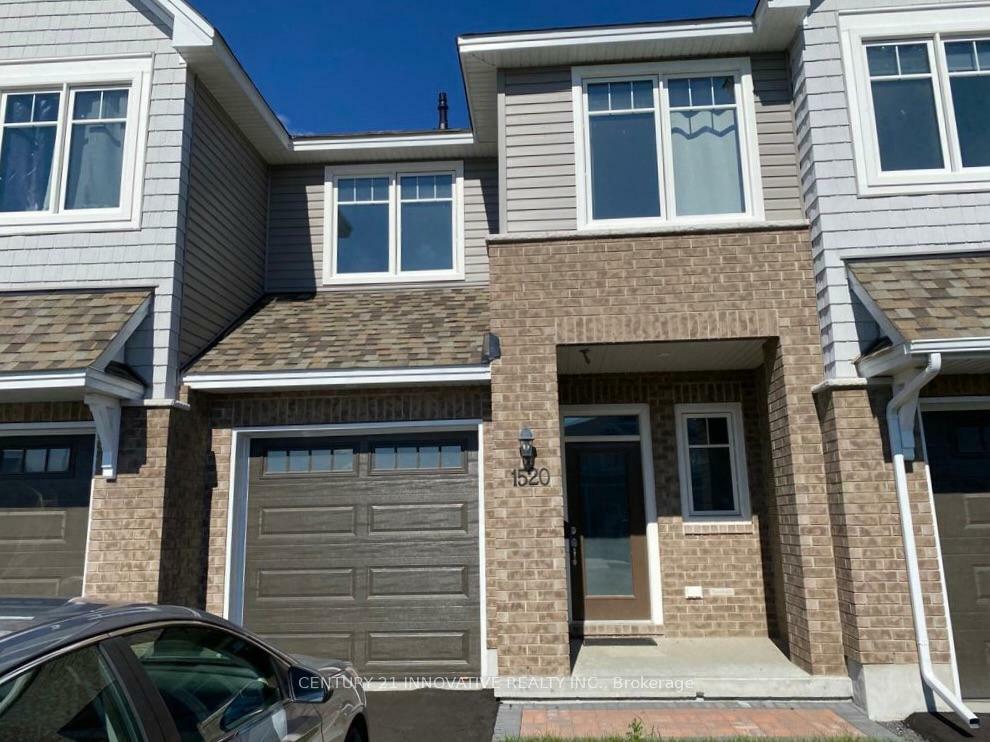 Property Photo: 1520 Davenport Crescent ON K7P 0M6