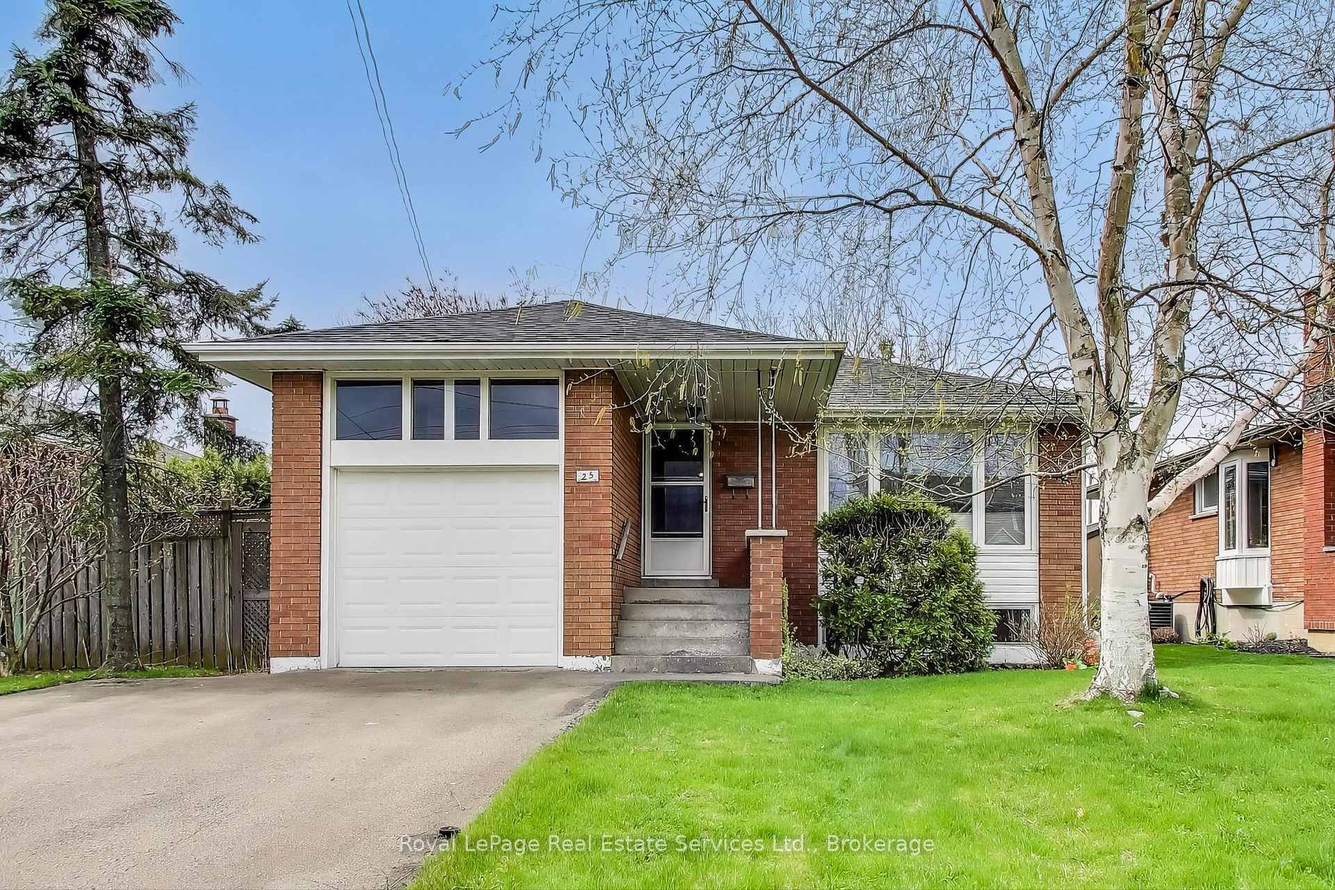 Property Photo: 25 Sandringham Avenue ON L9C 2H3