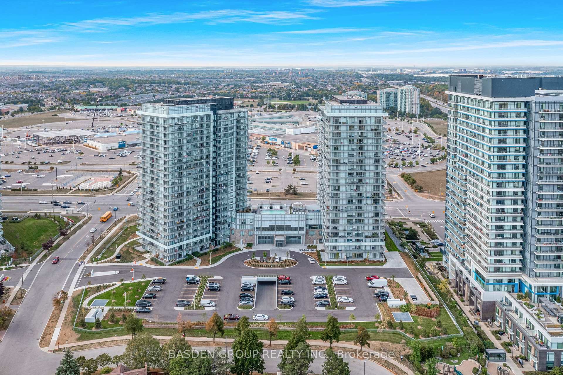 4655 Metcalfe Avenue 202B  Mississauga ON L5M 0Z7 photo