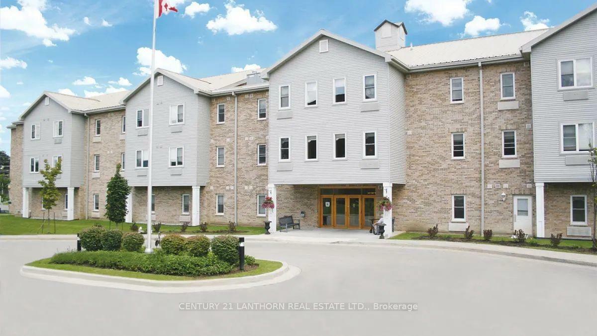 Property Photo: 259 Hillcroft Street 332 ON L1G 8E4