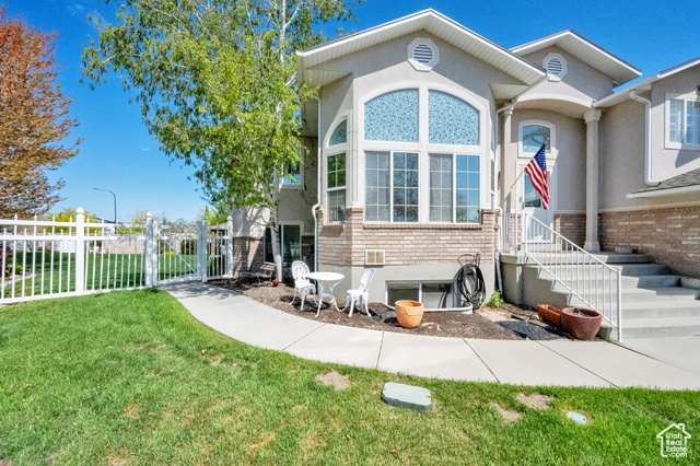 Property Photo: 5156 W Cherry Laurel Ln UT 84081