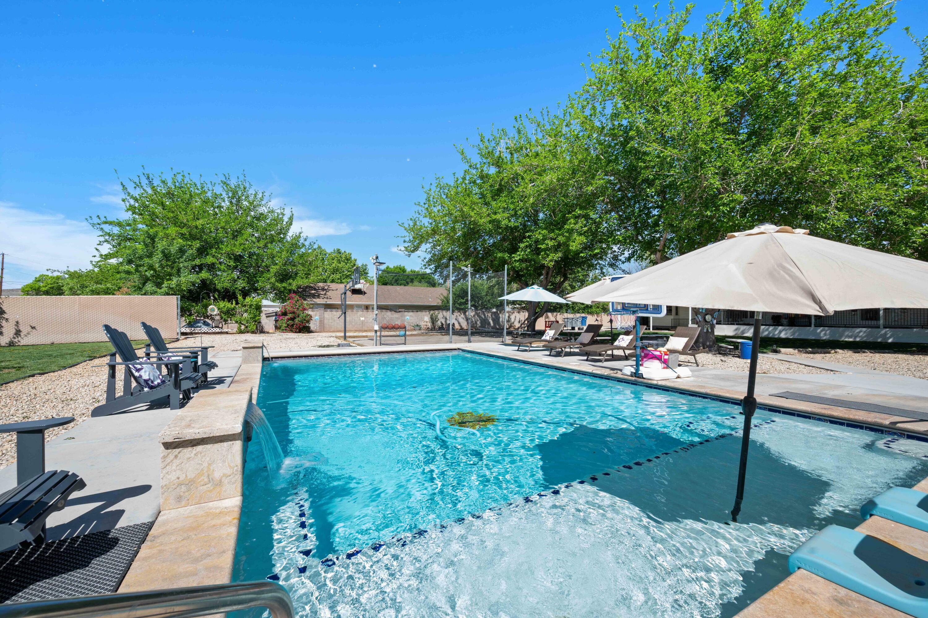 Property Photo: 383 W 400 S UT 84737