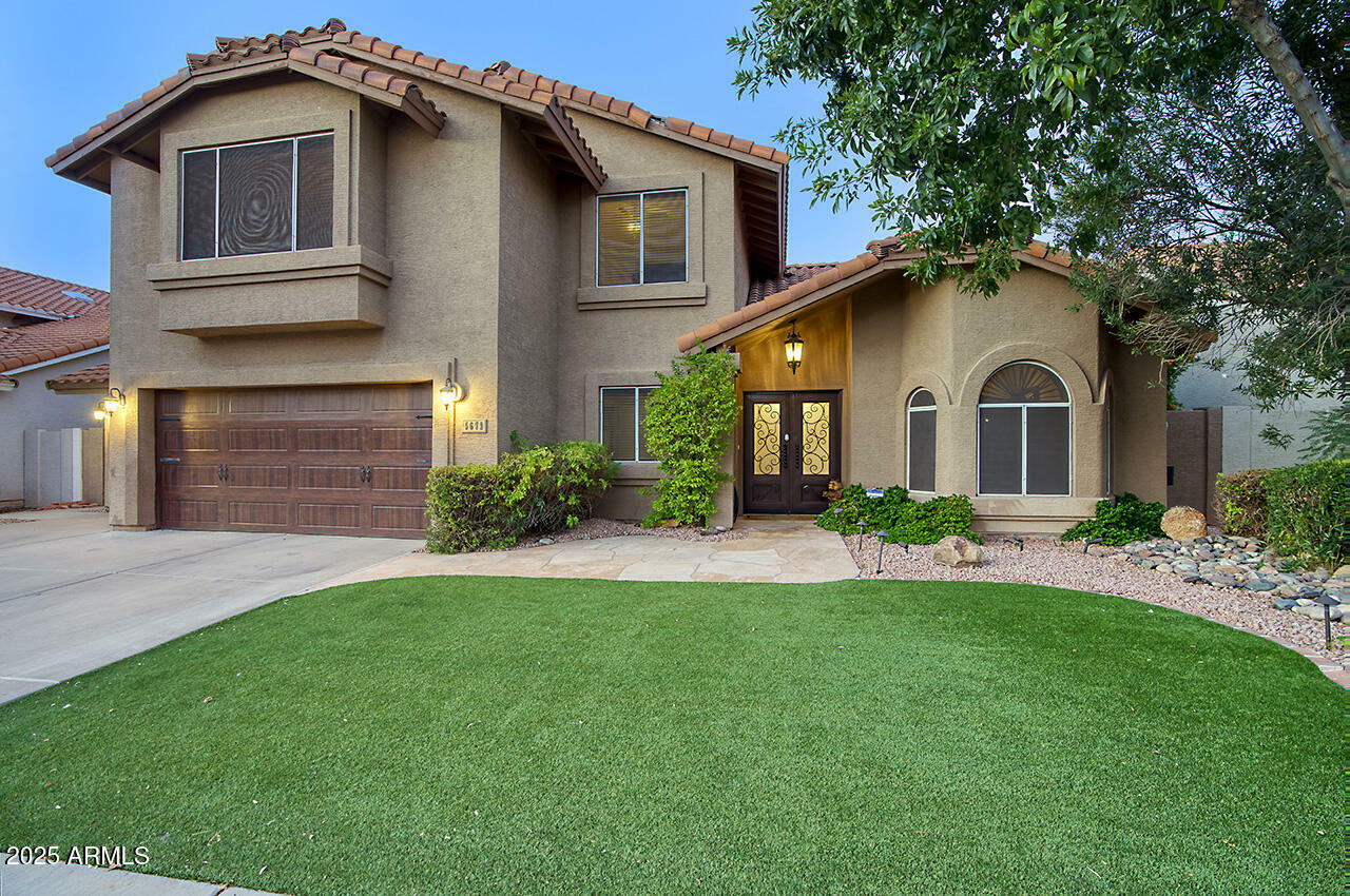 Property Photo: 5672 E Beverly Lane AZ 85254