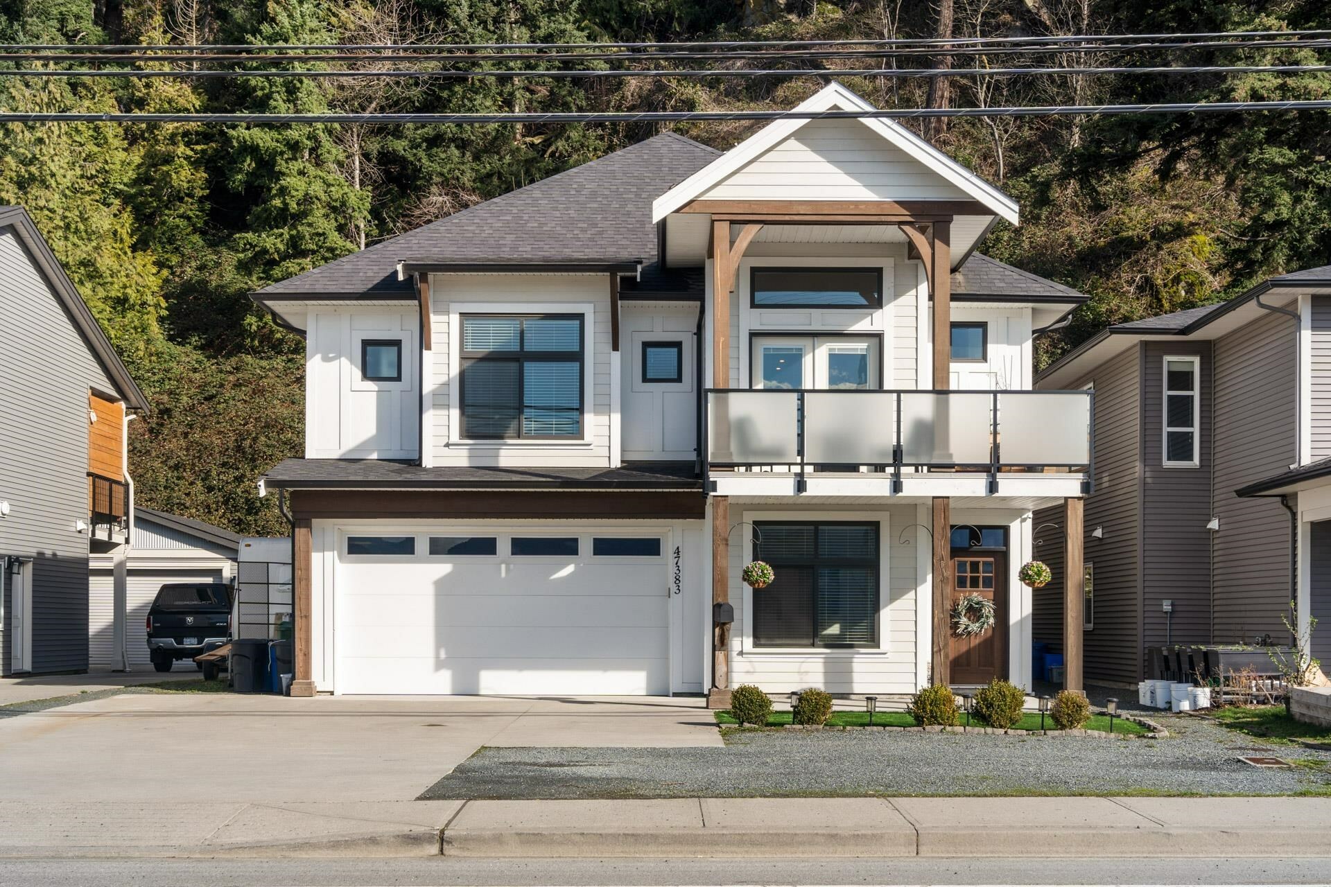 Property Photo: 47383 Yale Road BC V2P 7M8