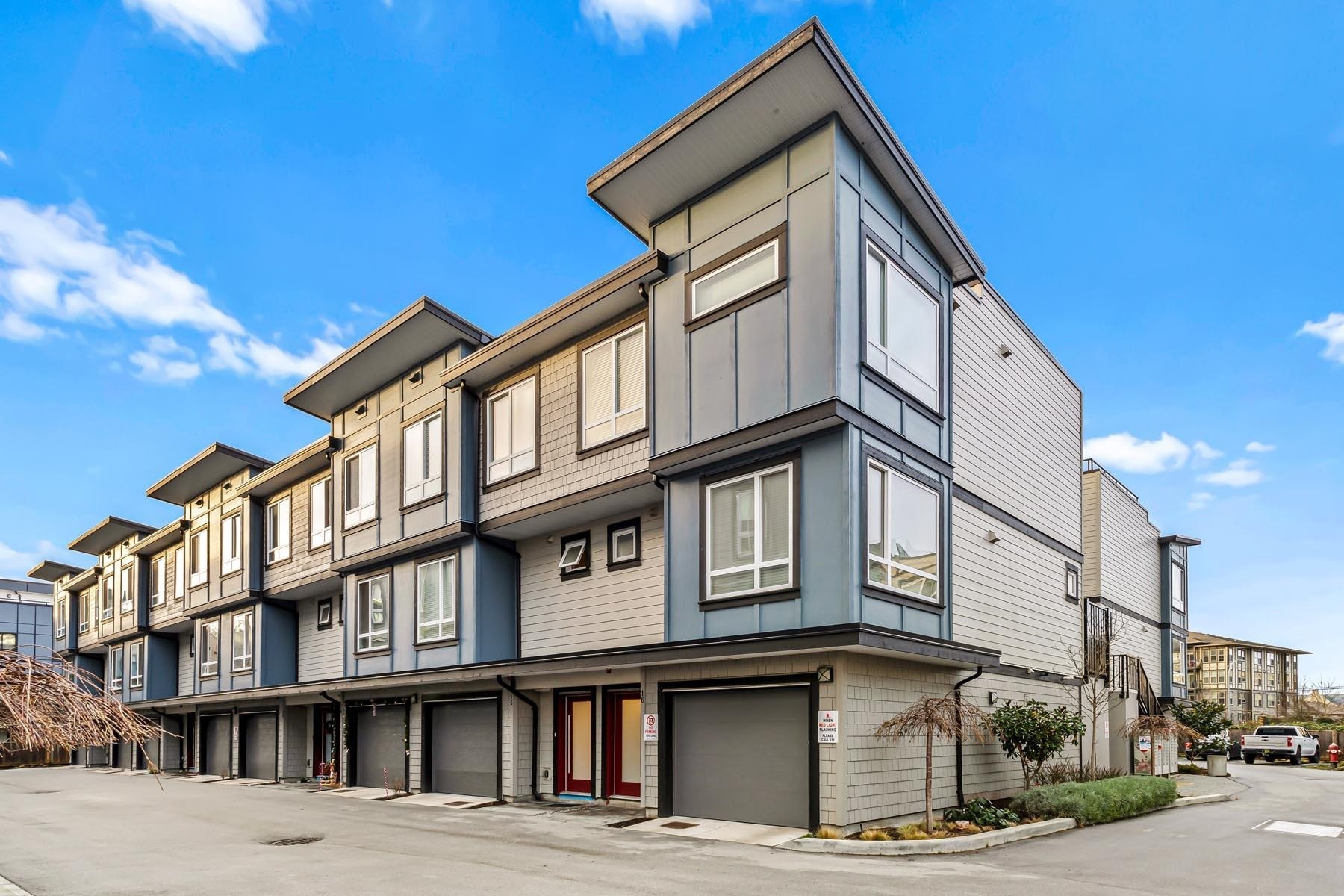 Property Photo: 5515 199A Street 16 BC V3A 1J7