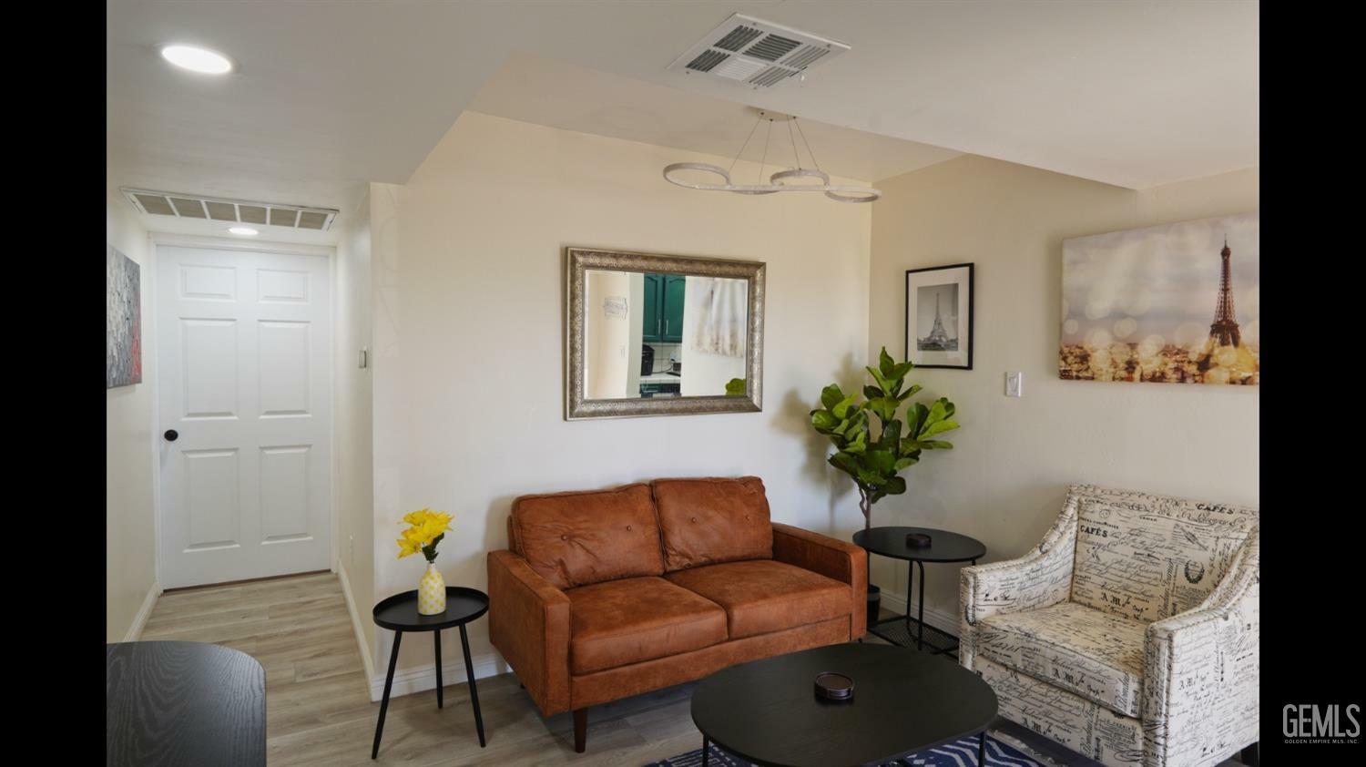 Property Photo: 3206 Candlewood Drive CA 93306