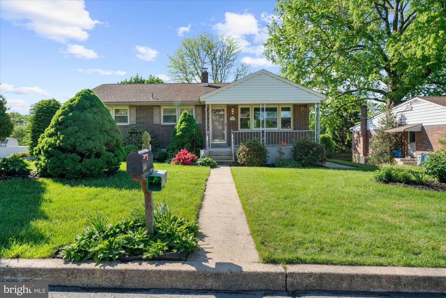 1100 Laurelee Avenue  Reading PA 19605 photo