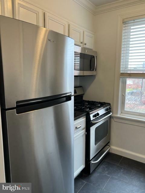Property Photo: 922 S Washington Street 313 VA 22314