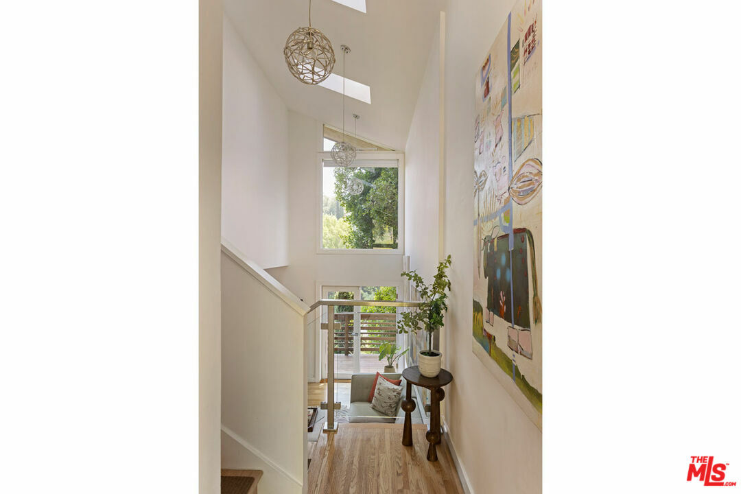 Property Photo: 4030 Elderbank Dr CA 90031