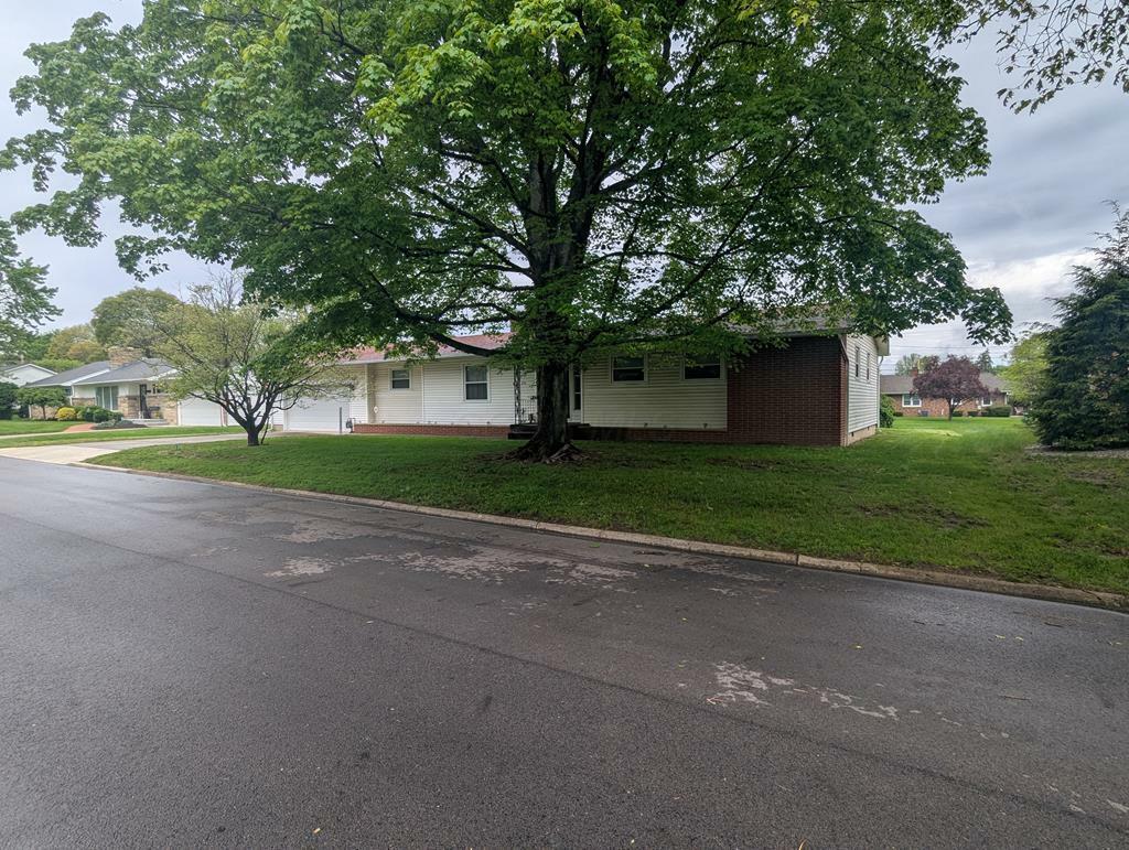 Property Photo: 379 Markley Road OH 43113
