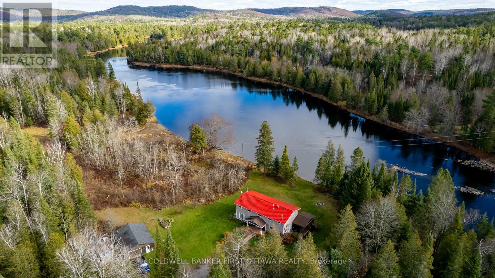 Property Photo: 27 Harrison Trail ON K0J 2R0