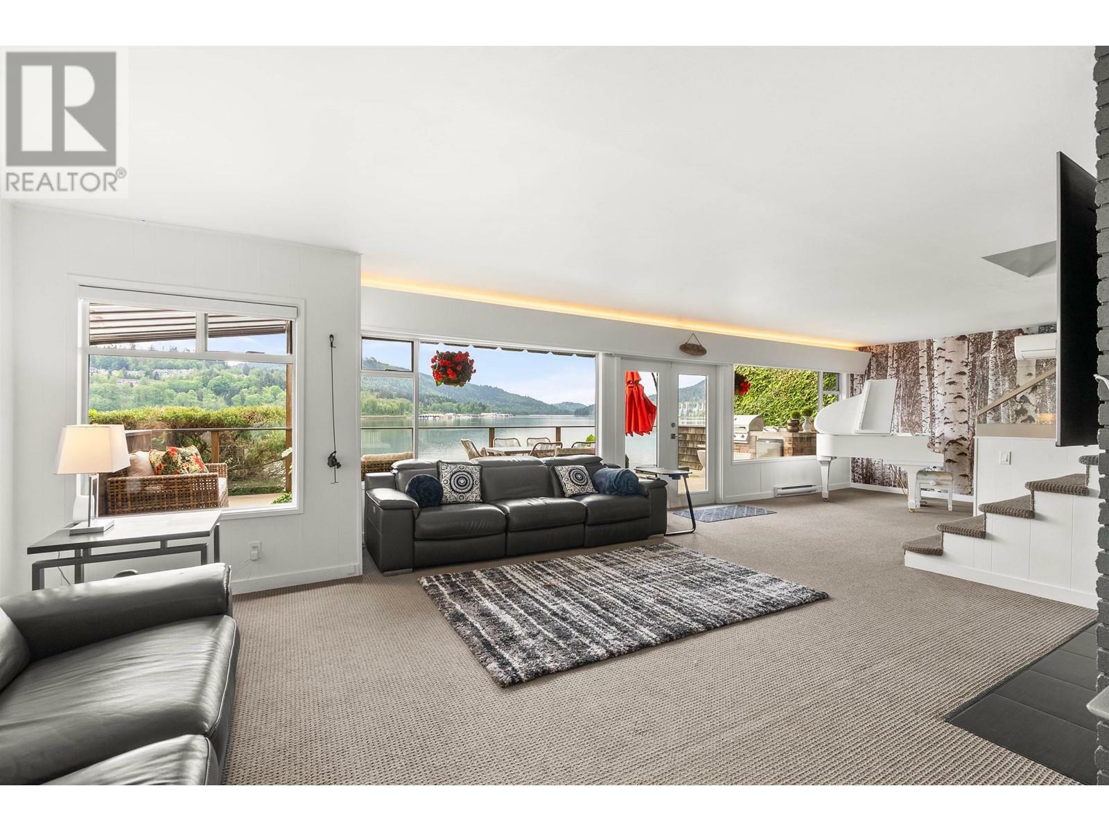 Property Photo: 1188 Alderside Road BC V3H 3A6