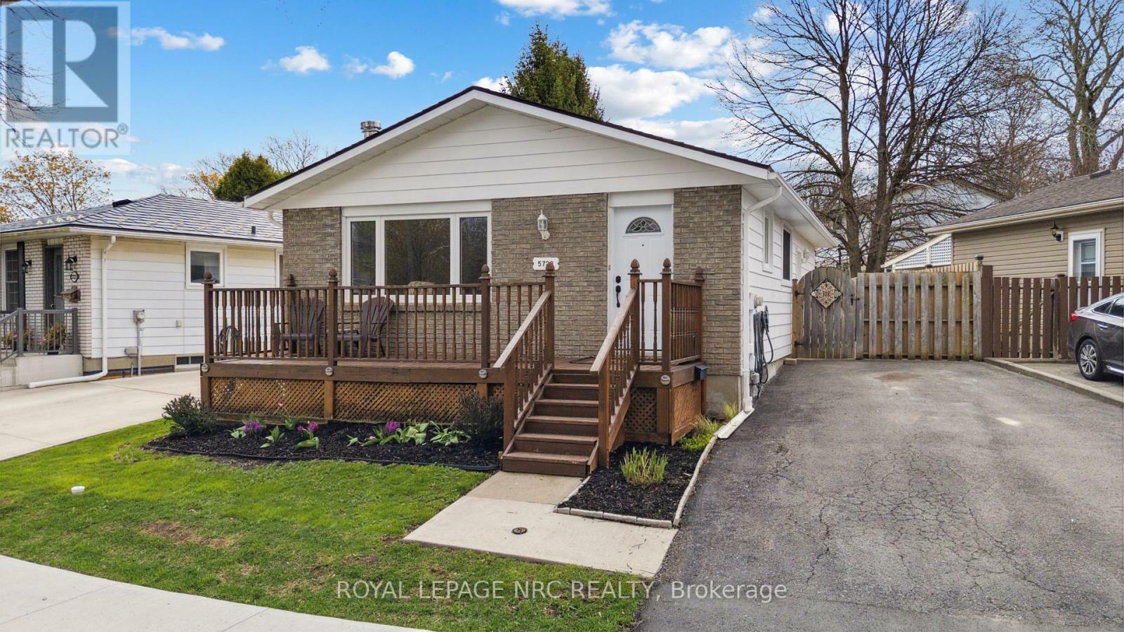 Property Photo: 5728 Heritage Drive ON L2J 3J8