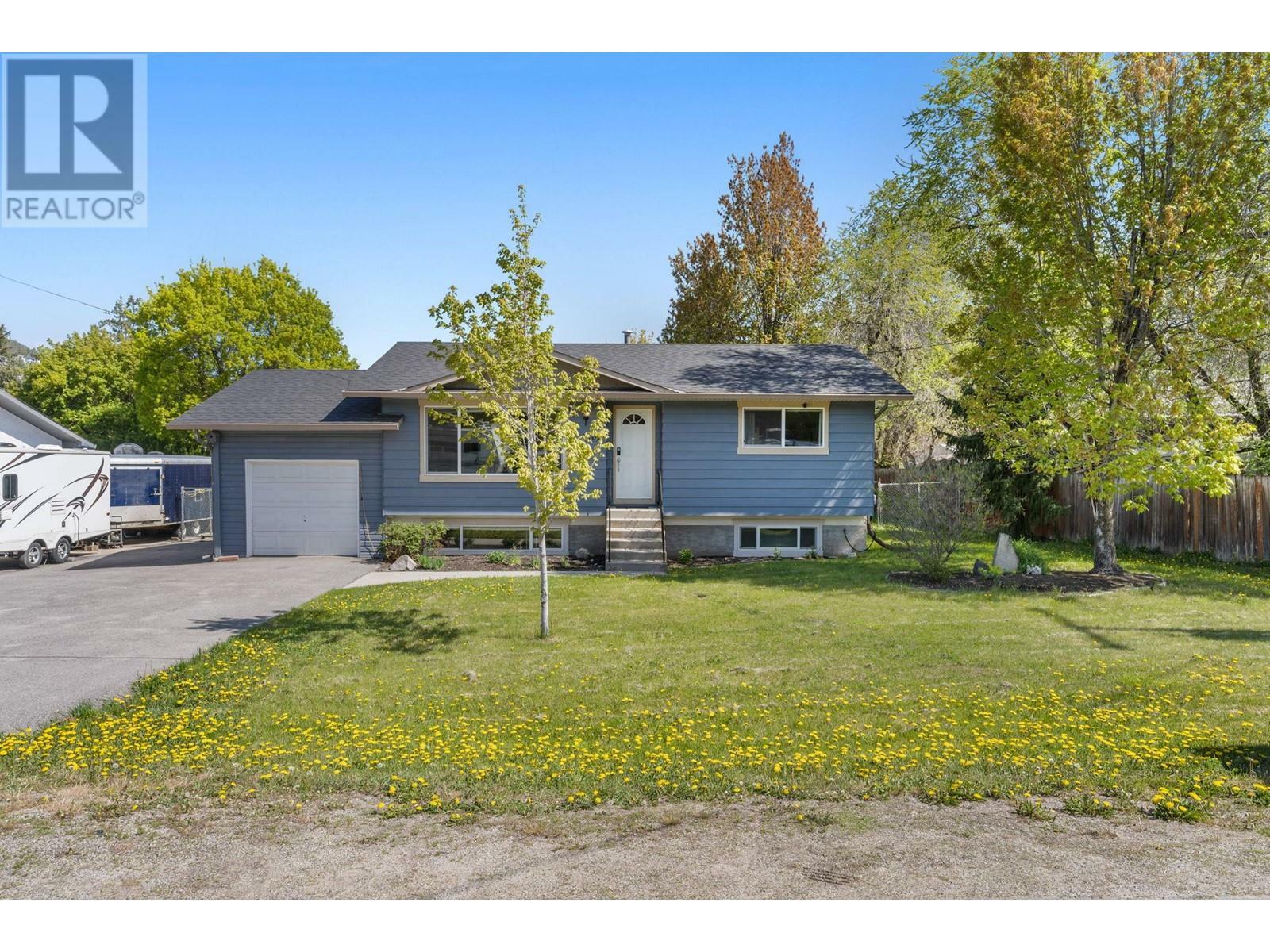 Property Photo: 1762 Autumn Road BC V1P 1G1