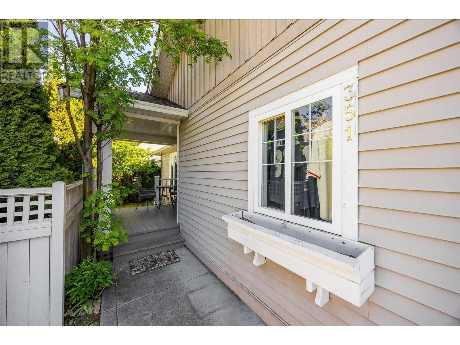Photo de la propriété: 665 Cook Road 351 BC V1W 4T4