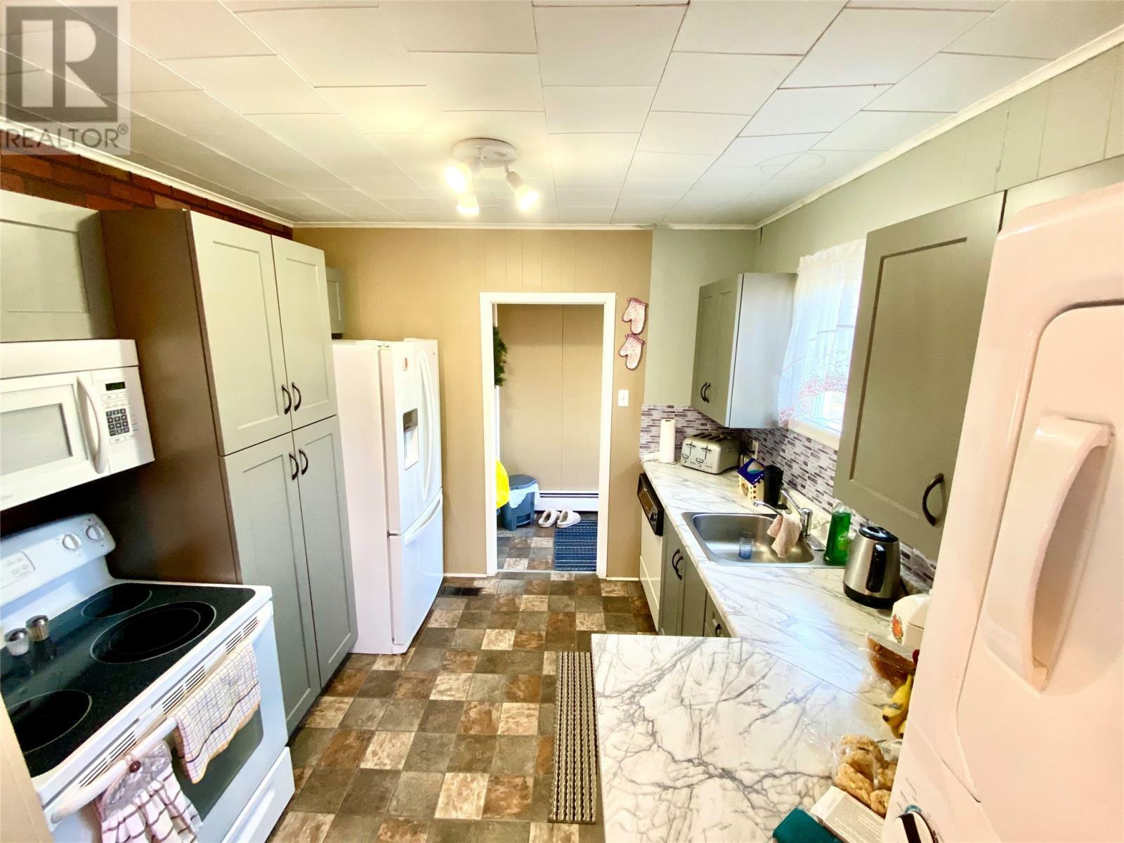 Property Photo: 15 Juniper Crescent NL A0G 4K0