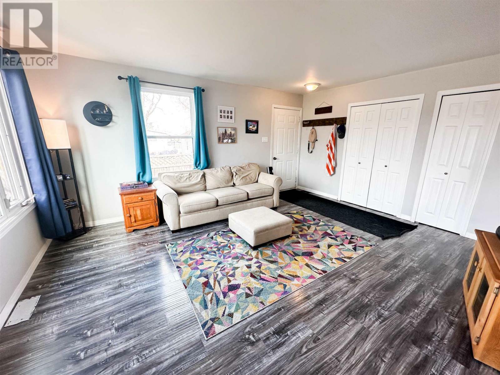 Property Photo: 114 Dickenson Rd ON P0V 1C0