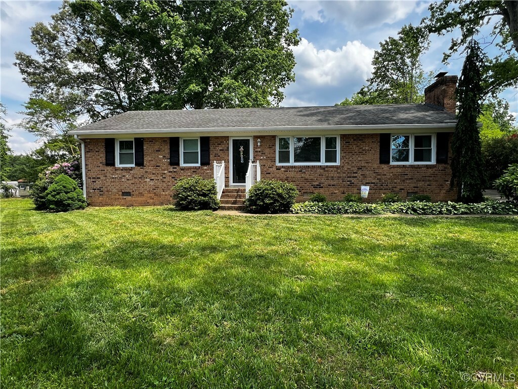 Property Photo: 3311 Kellynn Drive VA 23112