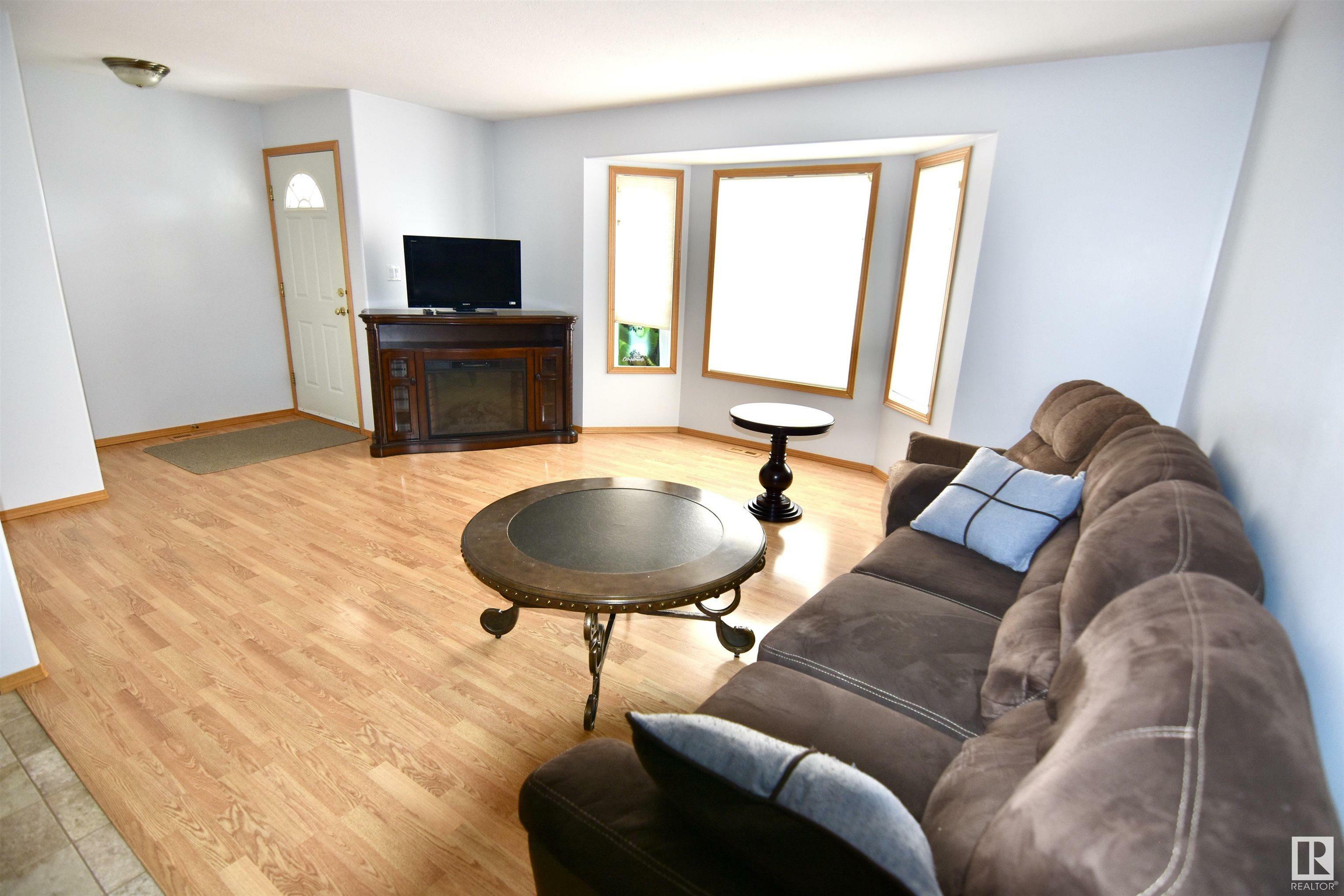 Property Photo: 4820 49 Avenue AB T0A 3A3