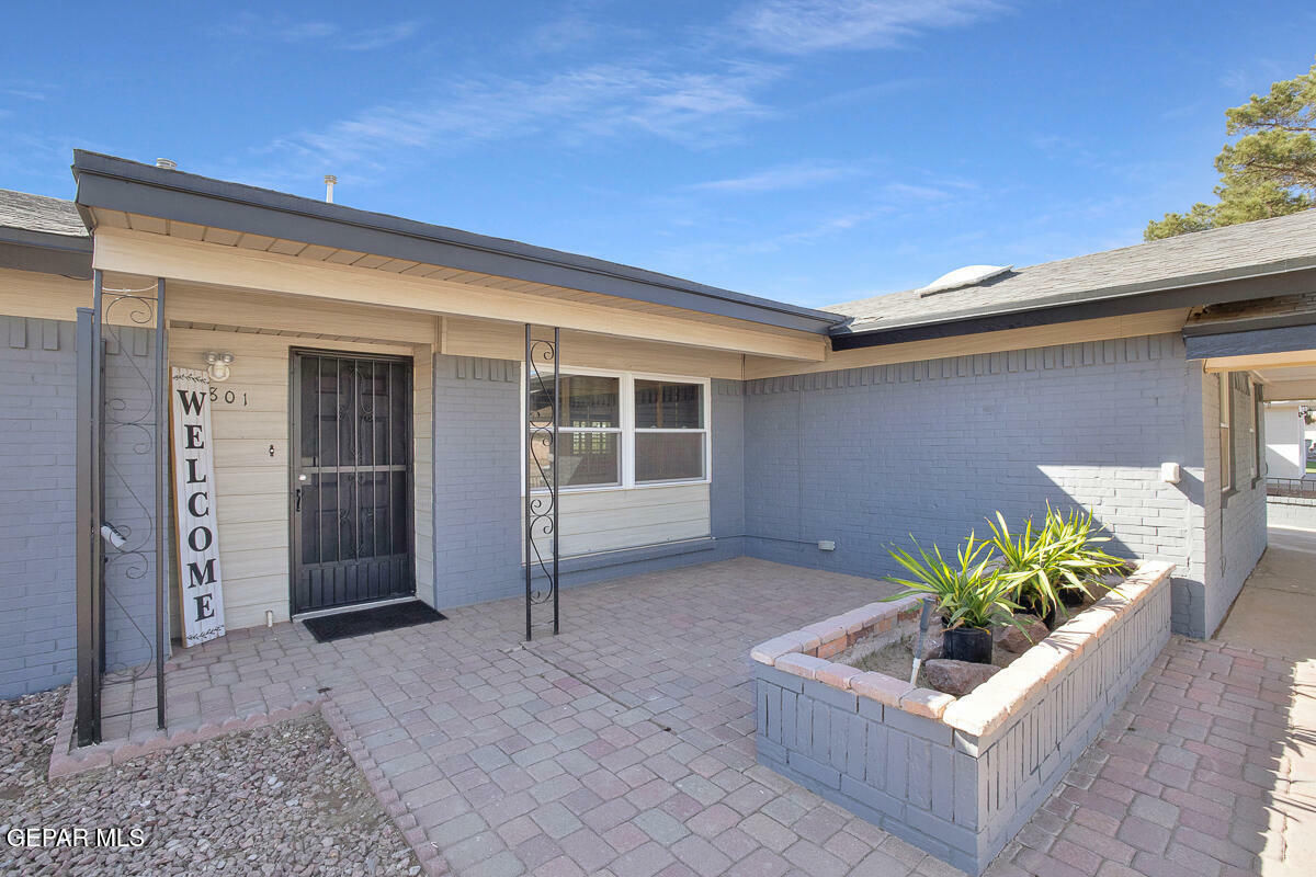 Property Photo: 2801 Brady Place Place TX 79935