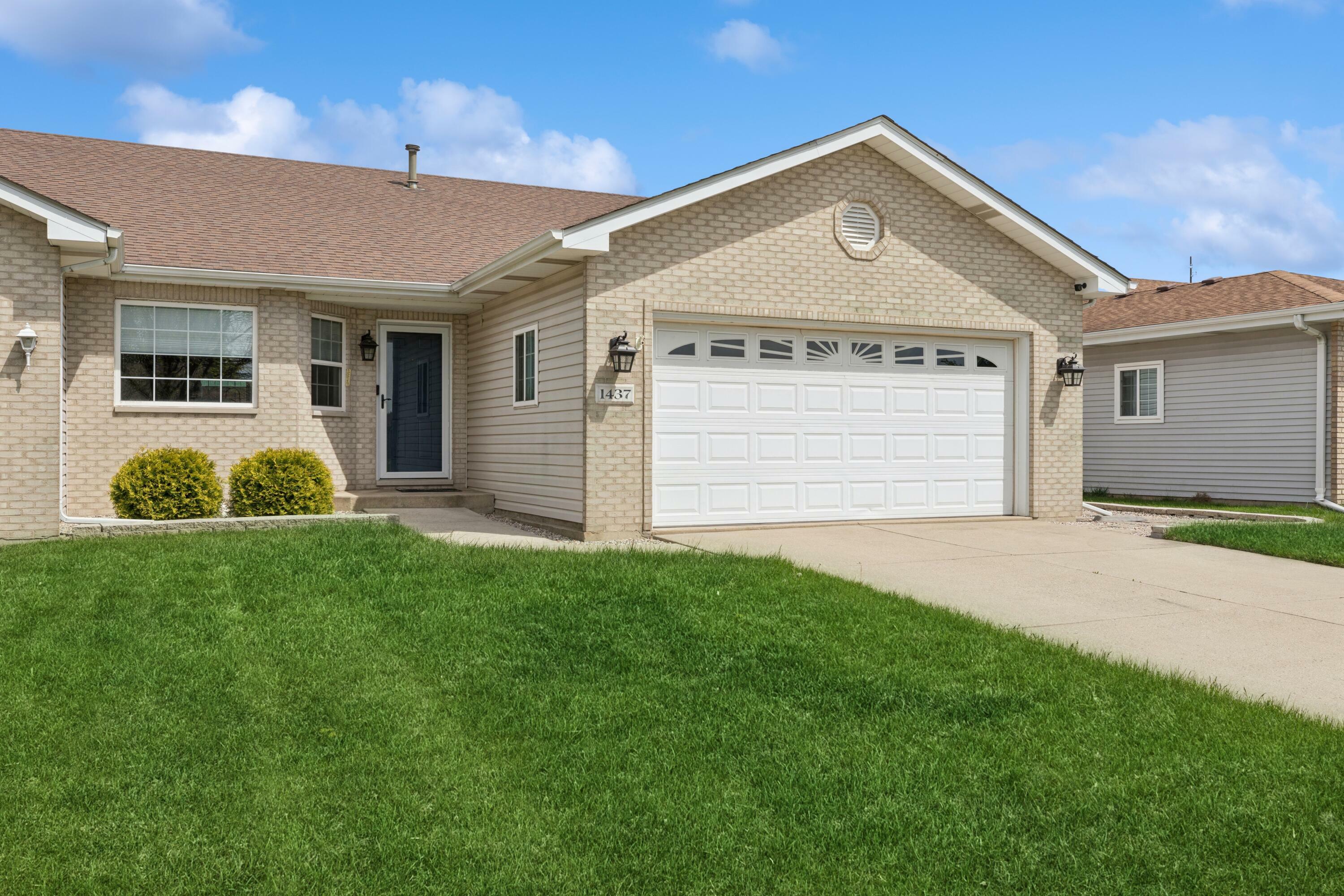 Property Photo: 1437 Rokosz Lane 2 IN 46311