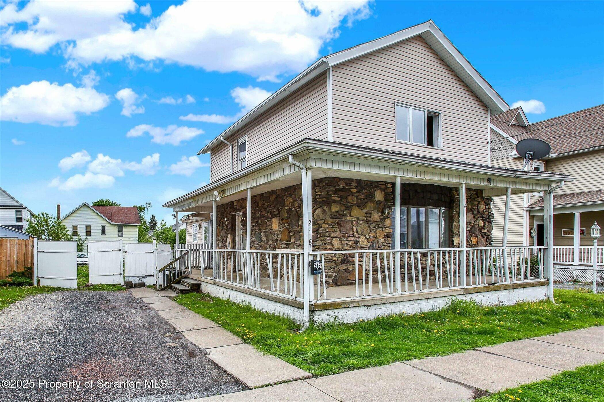 Property Photo: 218 N Rebecca Avenue PA 18504