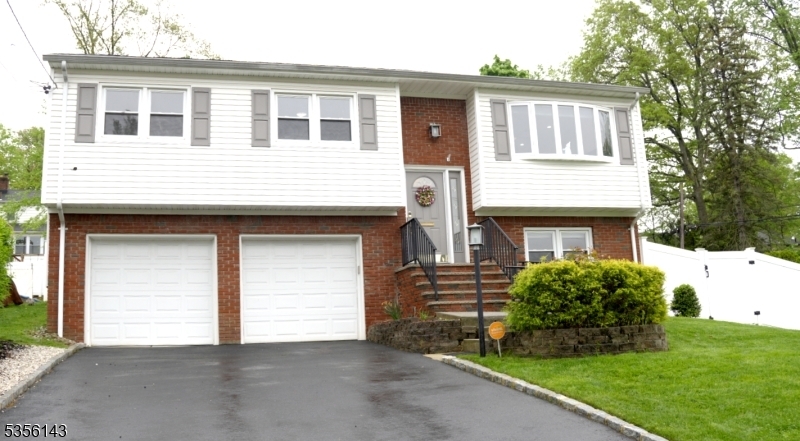 Property Photo: 44 Fitzrandolph Rd NJ 07052
