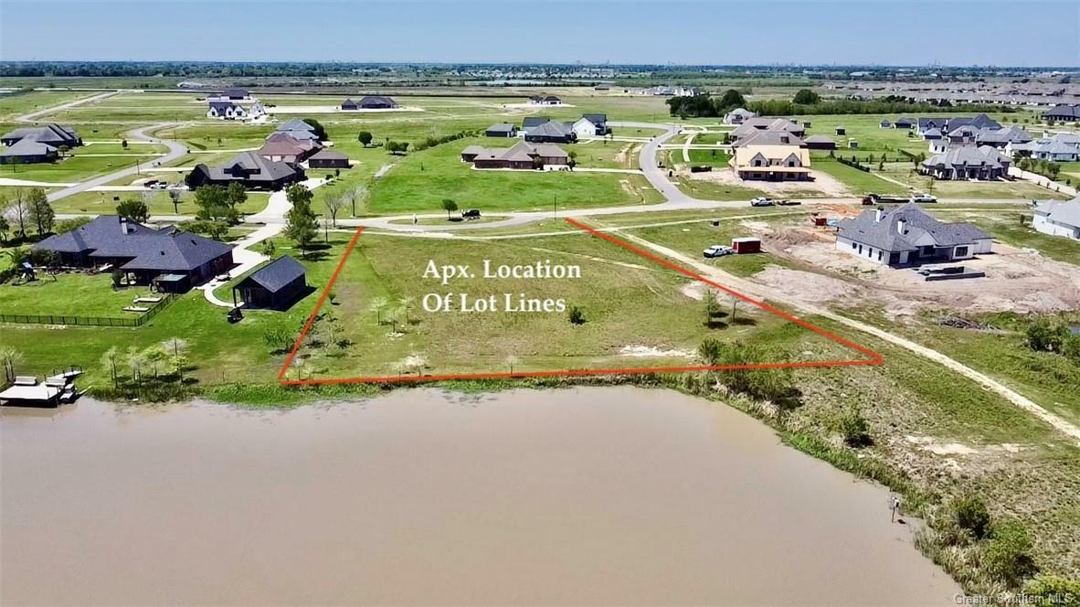Property Photo: 5531 Waterside Drive LA 70607