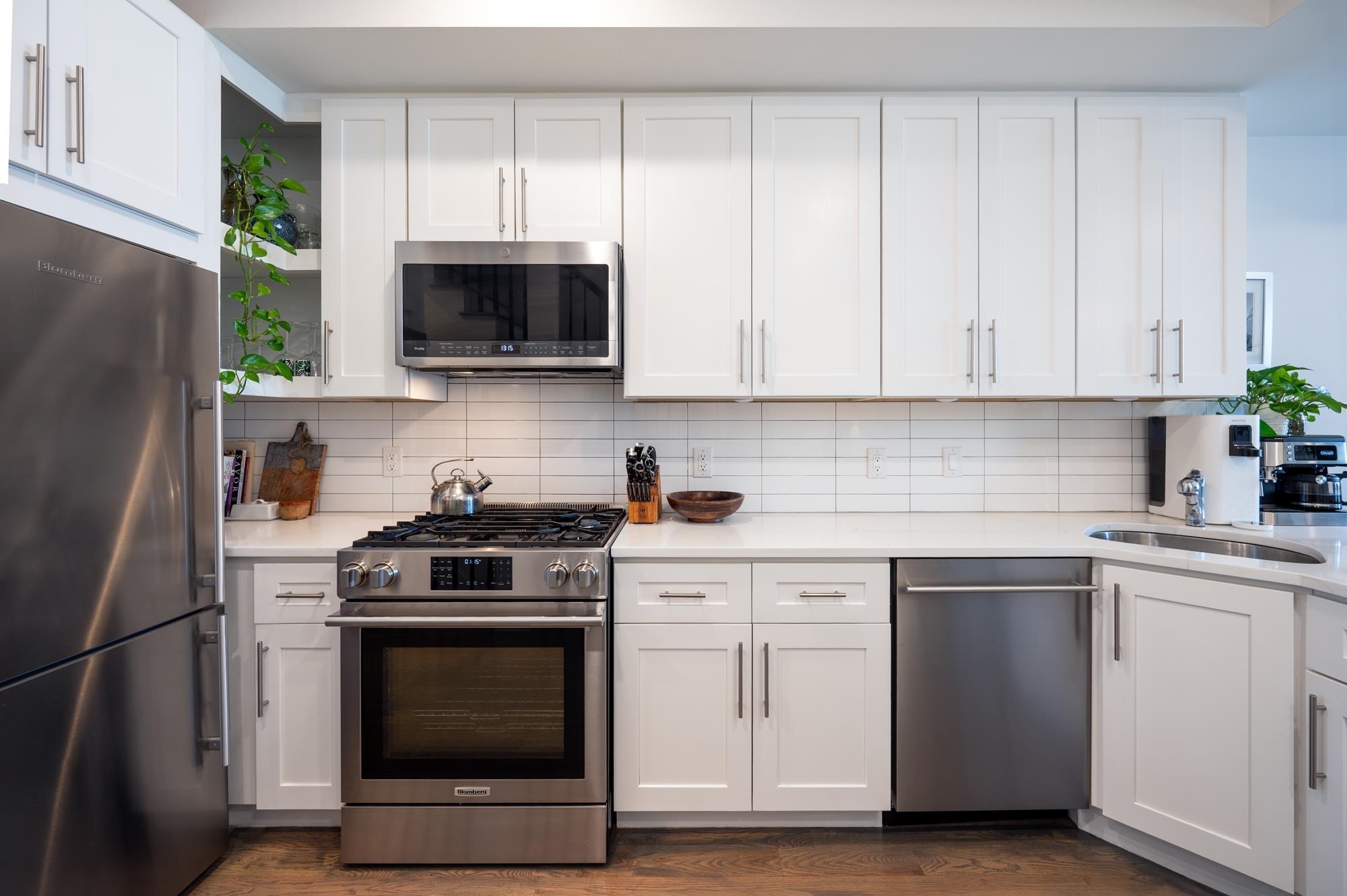 Property Photo: 27 Belmont Ave 2 NJ 07304