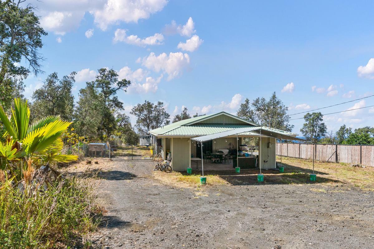 Property Photo: 92-1936 Sea Breeze Pkwy HI 96737