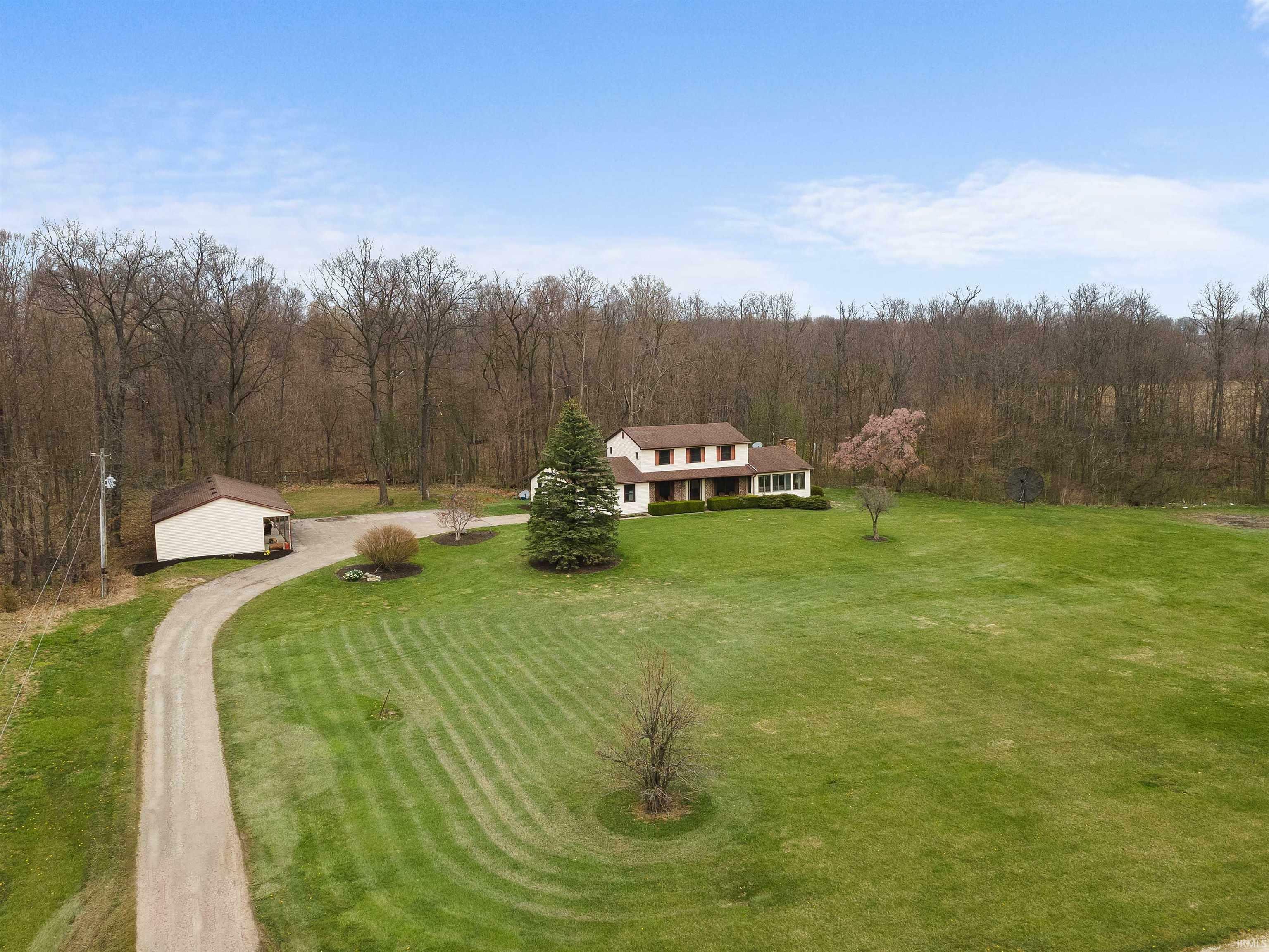 Property Photo: 508 E 1100 North IN 46783