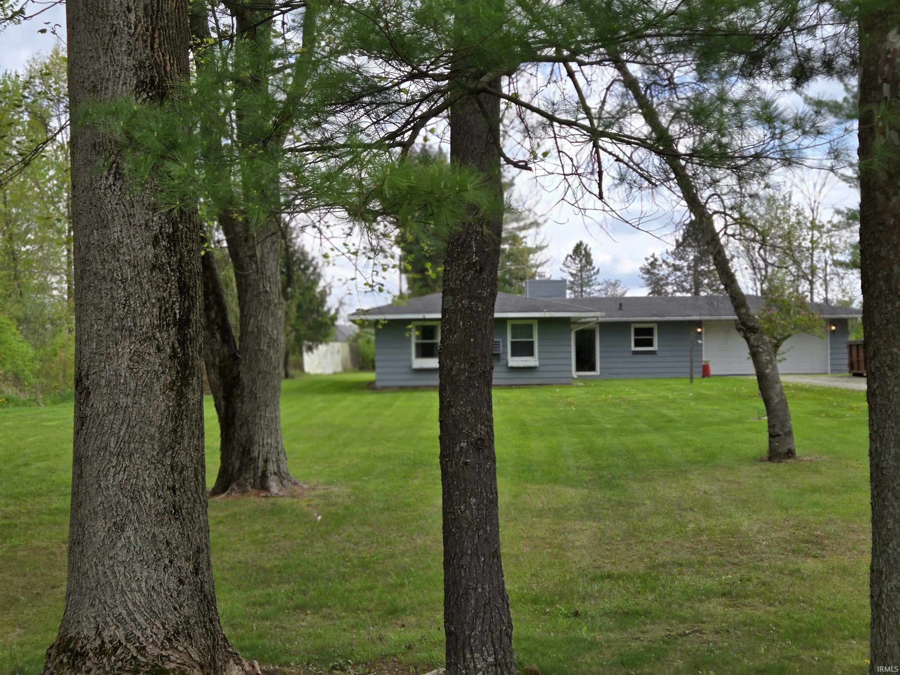 Property Photo: 6984 County Road 327 IN 46738
