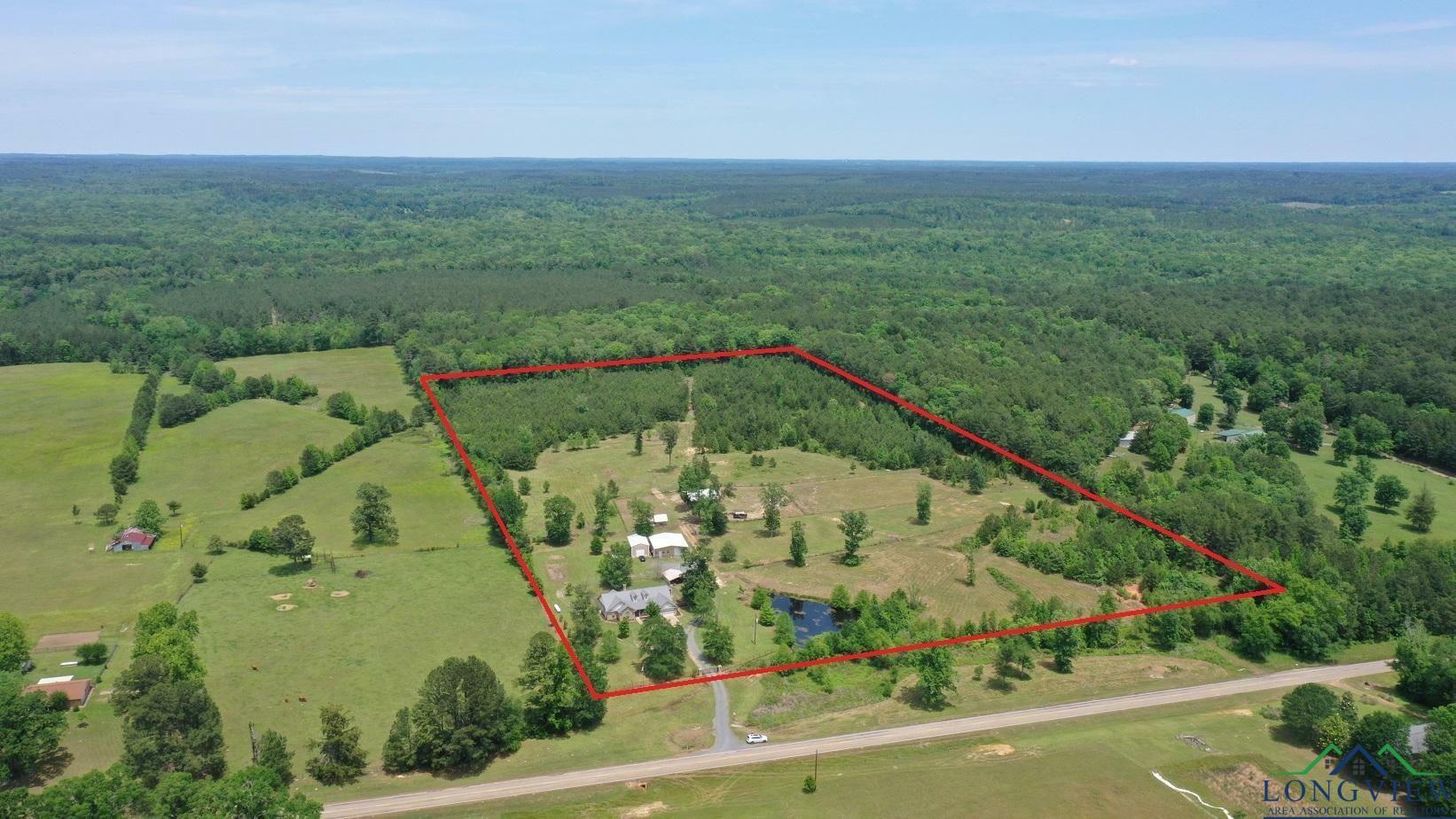 Property Photo:  25 County Road 1905  TX 75563 
