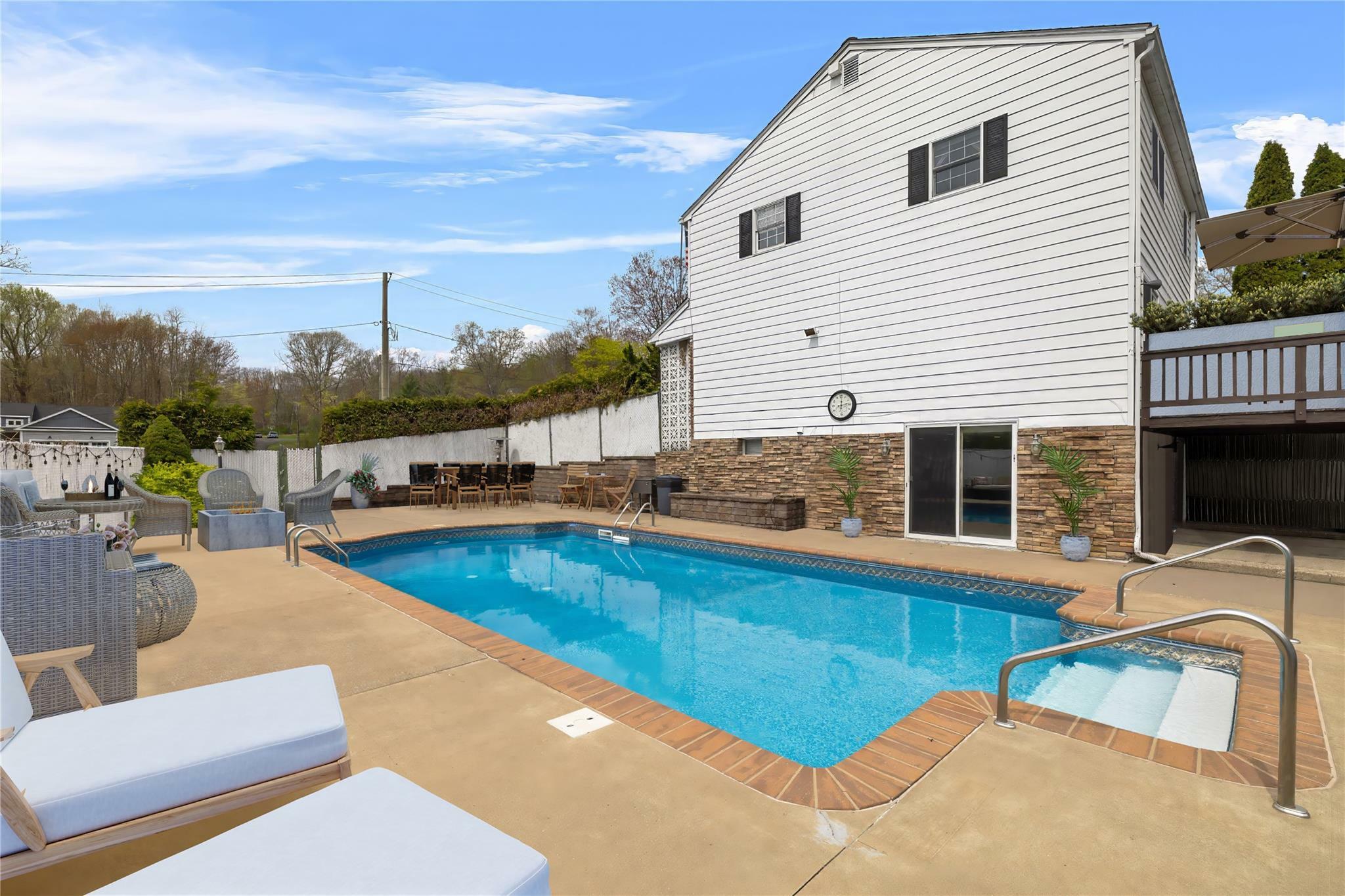 216 Maple Avenue  Monroe NY 10950 photo