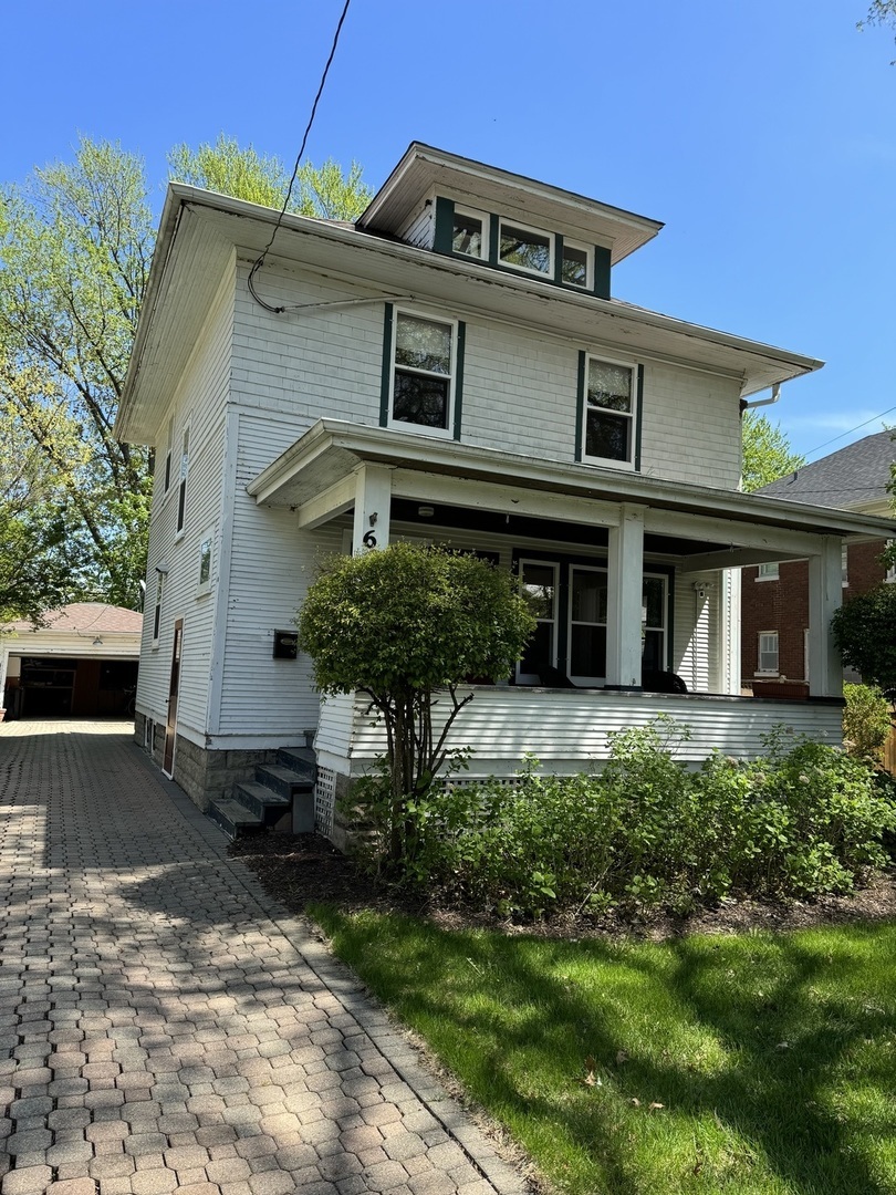 Property Photo: 625 Oak Avenue IL 60506