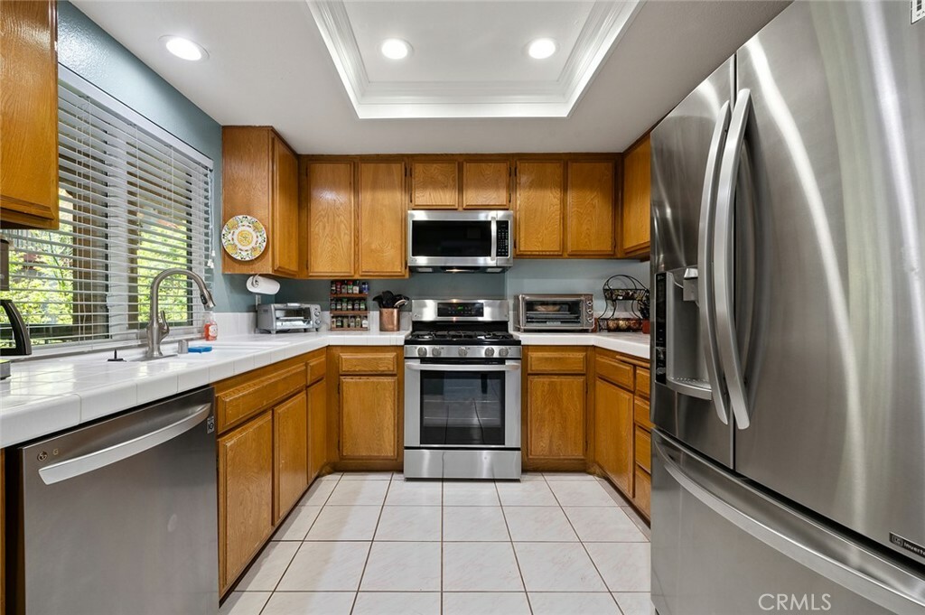 Property Photo: 2512 E Willow Street E 203 CA 90755
