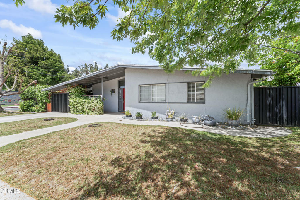 Property Photo: 19459 Lull Street CA 91335